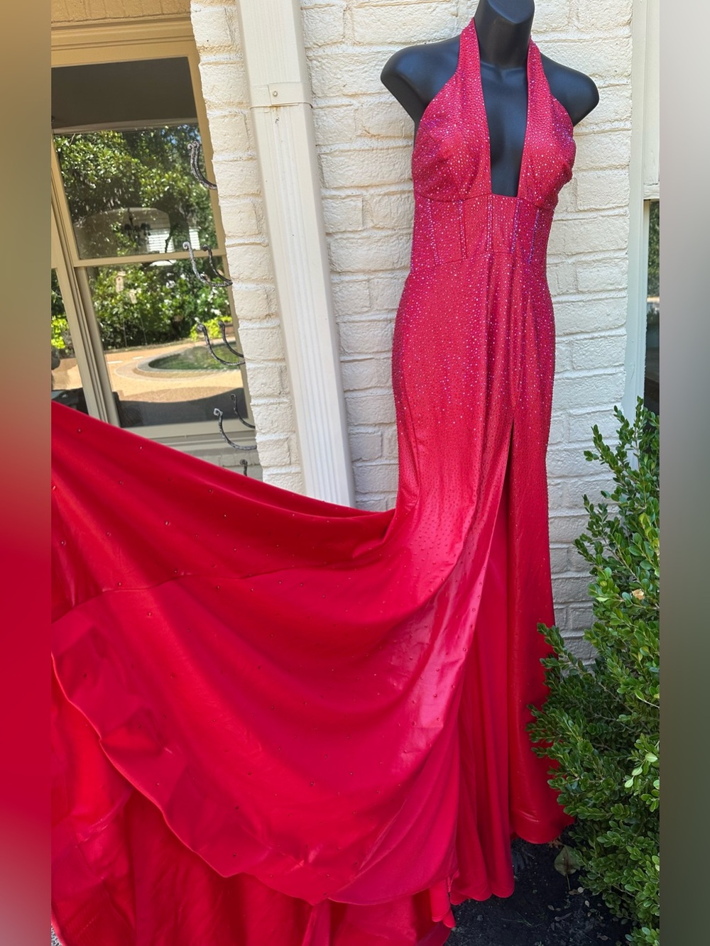 $$$$ NEW JOVANI RED STUNNING SPARKLING CRYSTAL GLASS BEADED GOWN/DRESS NEW!!! - Picture 3 of 13
